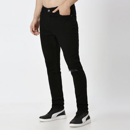 BLACK NARROWNEST JEANS